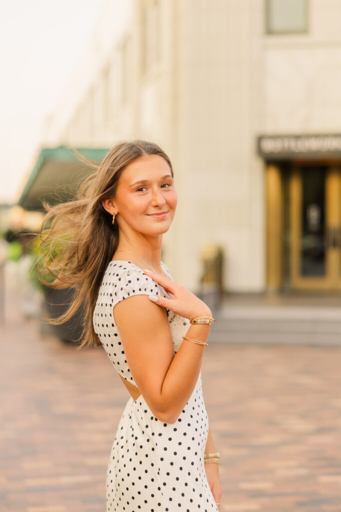 Up close photo at a girls senior photo session.